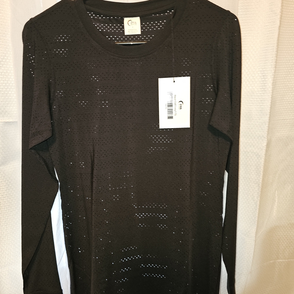 ZYIA Black Long Sleeve Perforated Athletic Top